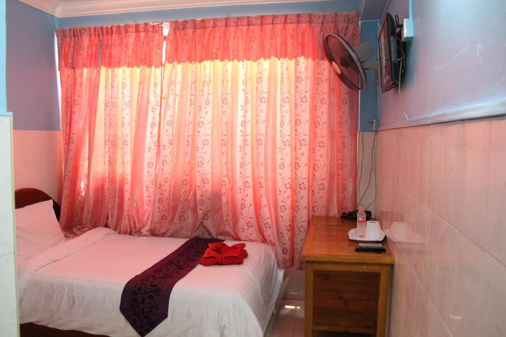 Capitol 3 Guesthouse Phnom Penh Zewnętrze zdjęcie