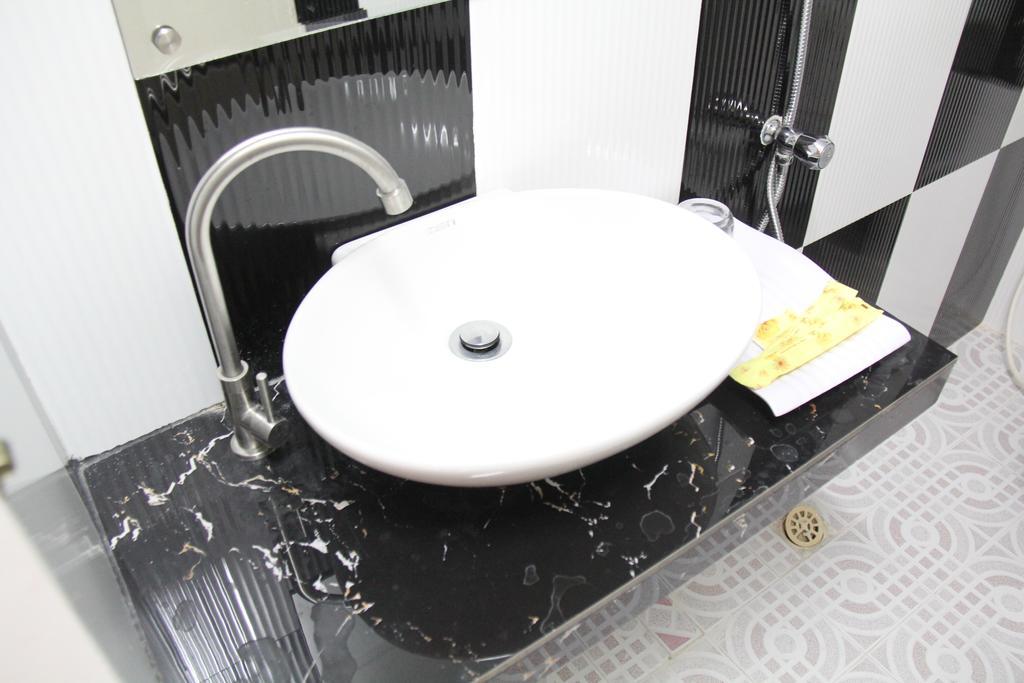 Capitol 3 Guesthouse Phnom Penh Zewnętrze zdjęcie