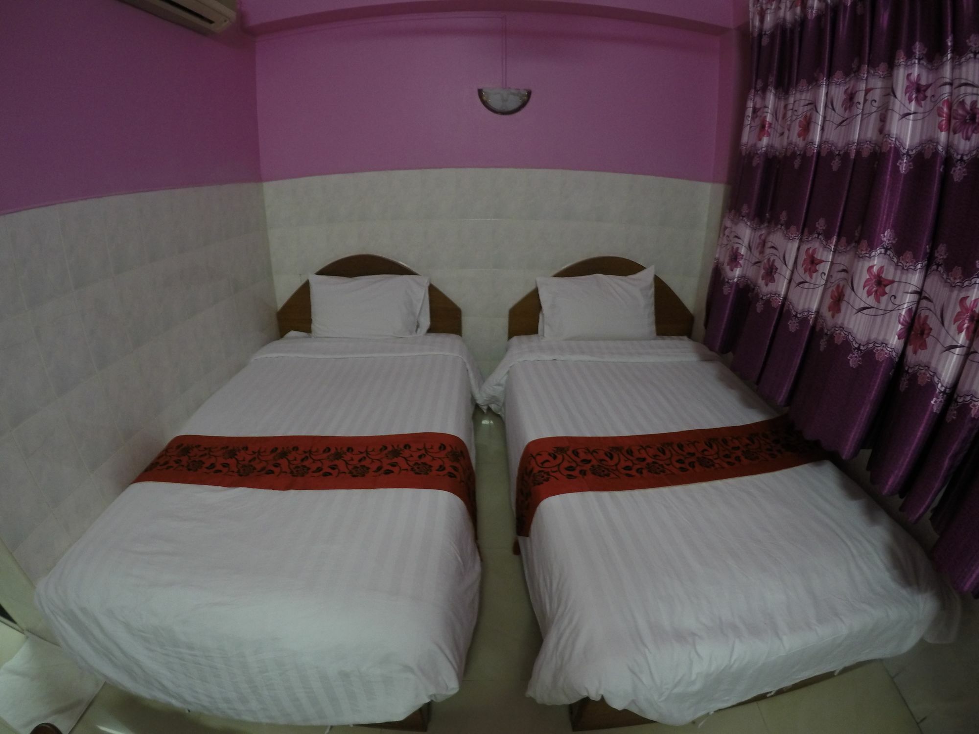 Capitol 3 Guesthouse Phnom Penh Zewnętrze zdjęcie