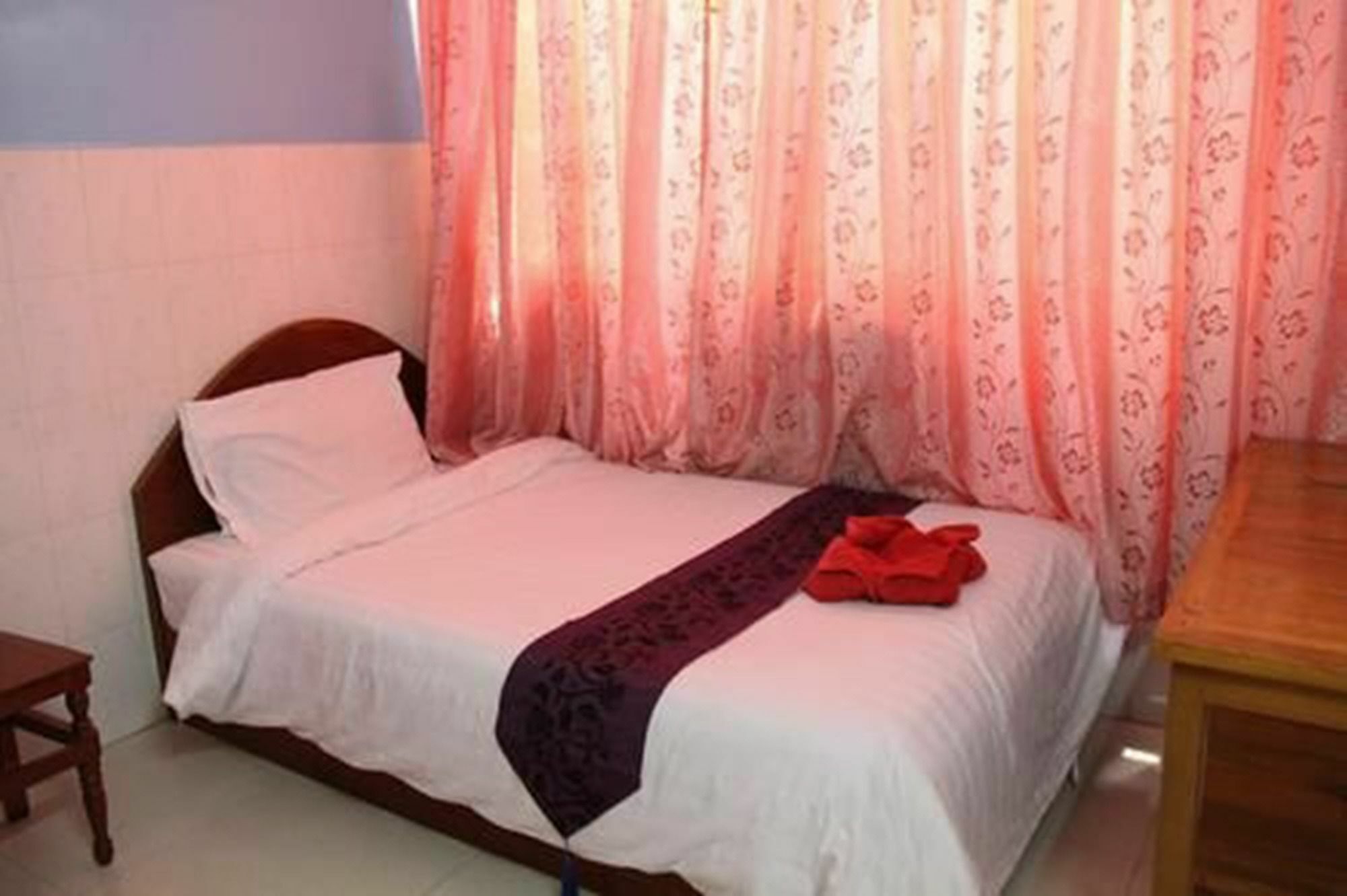 Capitol 3 Guesthouse Phnom Penh Zewnętrze zdjęcie