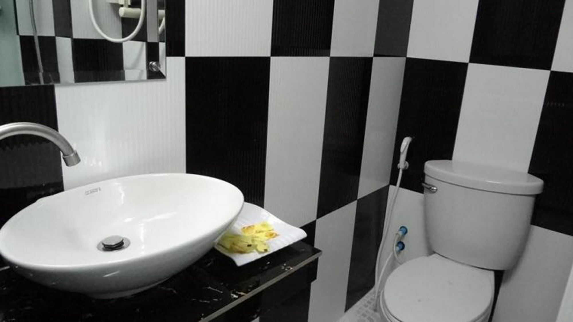 Capitol 3 Guesthouse Phnom Penh Zewnętrze zdjęcie
